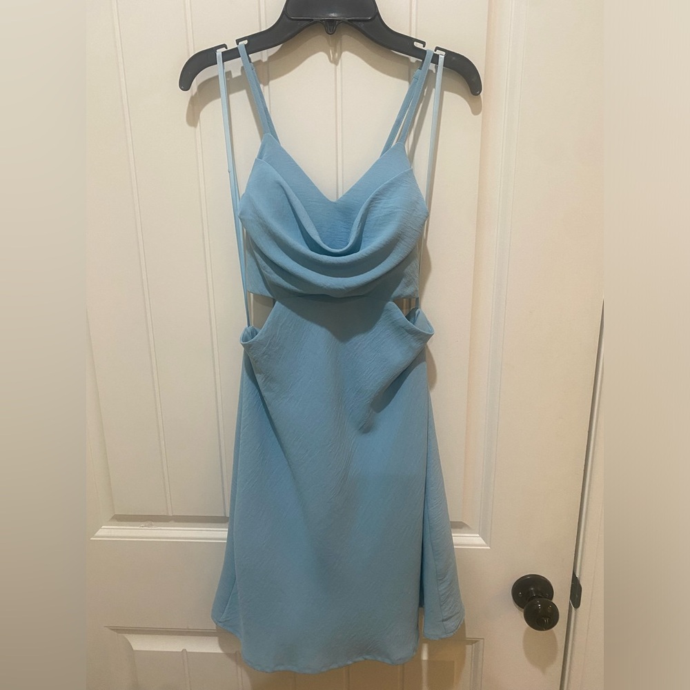 Elegant Blue Sleeveless Dress